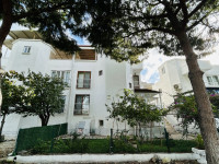 Didim Mavişehir Aydid Sitesin'de Satılık Park Cepheli Villa