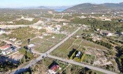 Didim Akyeniköy Seyrantepe’de Göl Manzaralı İmarlı Villa Arsası