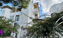 Didim Mavişehir Aydid Sitesin'de Satılık Park Cepheli Villa