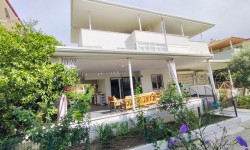 Didim'de Satılık Plaja 500 Metre Site İçi Bahçe Dubleks